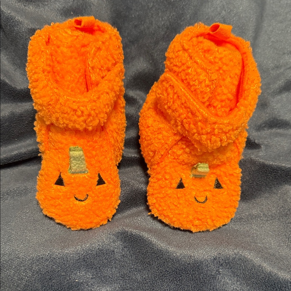 Orange Pumpkin Baby Booties 🎃